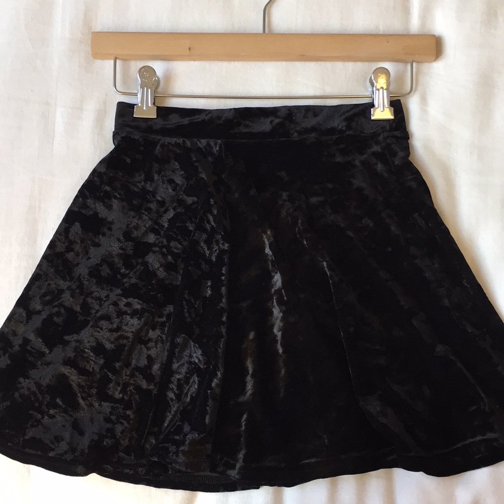 Black Topshop skirt
